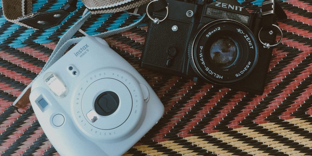 【精選】2019熱門拍立得/立可拍推薦:富士拍、instax,拍出來別有一番風味 【精選】2019熱門拍立得/立可拍推薦:富士拍、instax,拍出來別有一番風味