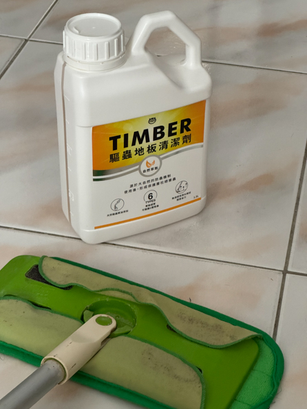 福來朗評價｜居家清潔我靠它，「TIMBER驅蟲地板清潔劑」乾淨溜溜，不怕小蟲子光臨！