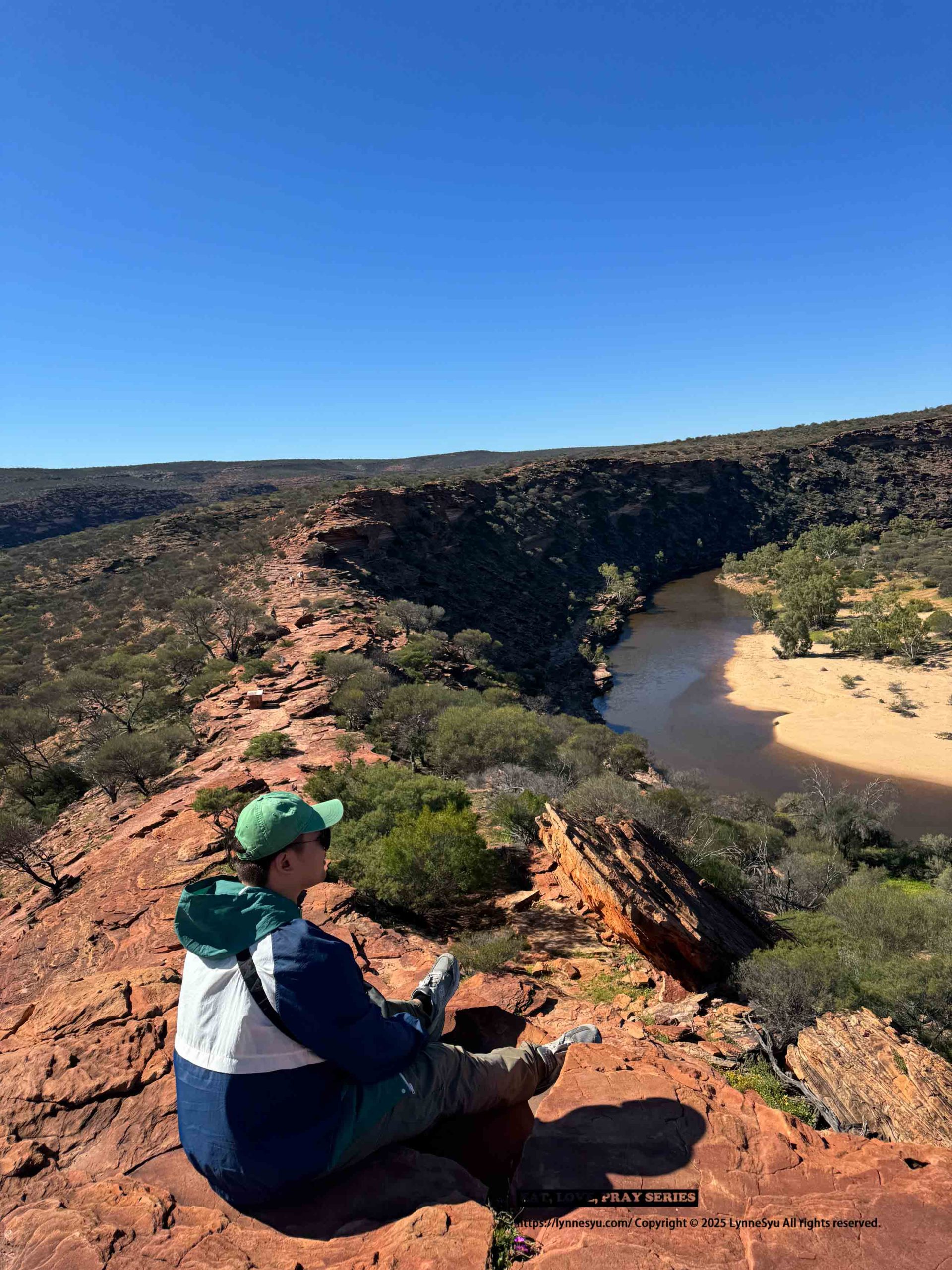 唯爾生醫開箱丨出國旅遊十天必備的黑色小盒子,旅行裡的紳士保養哲學 唯爾生醫開箱丨出國旅遊十天必備的黑色小盒子,旅行裡的紳士保養哲學
