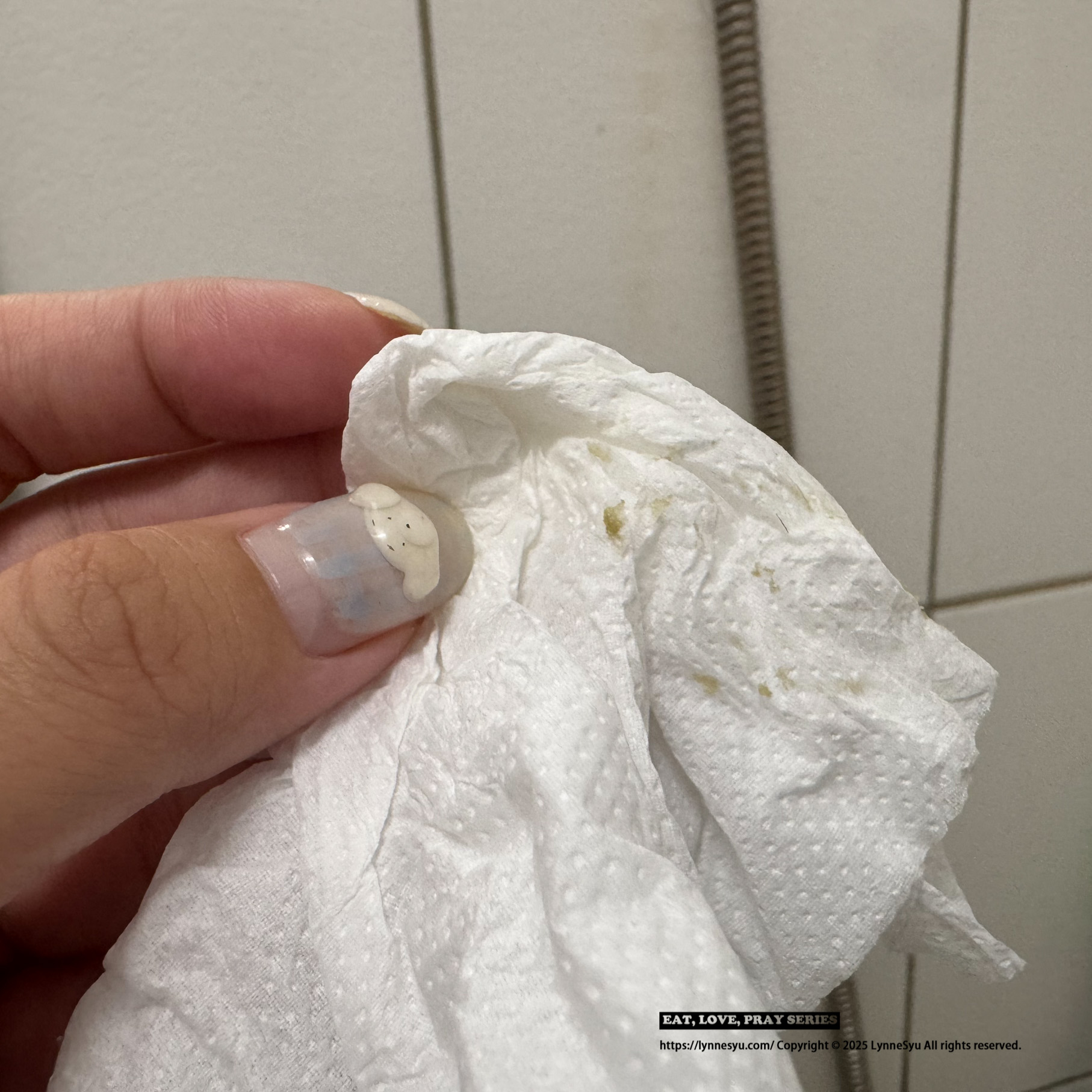 去韓國狂掃！Olive Young熱銷Top1的毛孔保養品，FULLY綠番茄細緻我的月球表面肌！