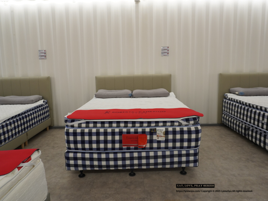 隱藏都市的加州小沙漠！皮爾卡登寢具台中旗艦店，關於法式生活感的睡眠美學｜義大利床墊、全台最齊JellyCat！