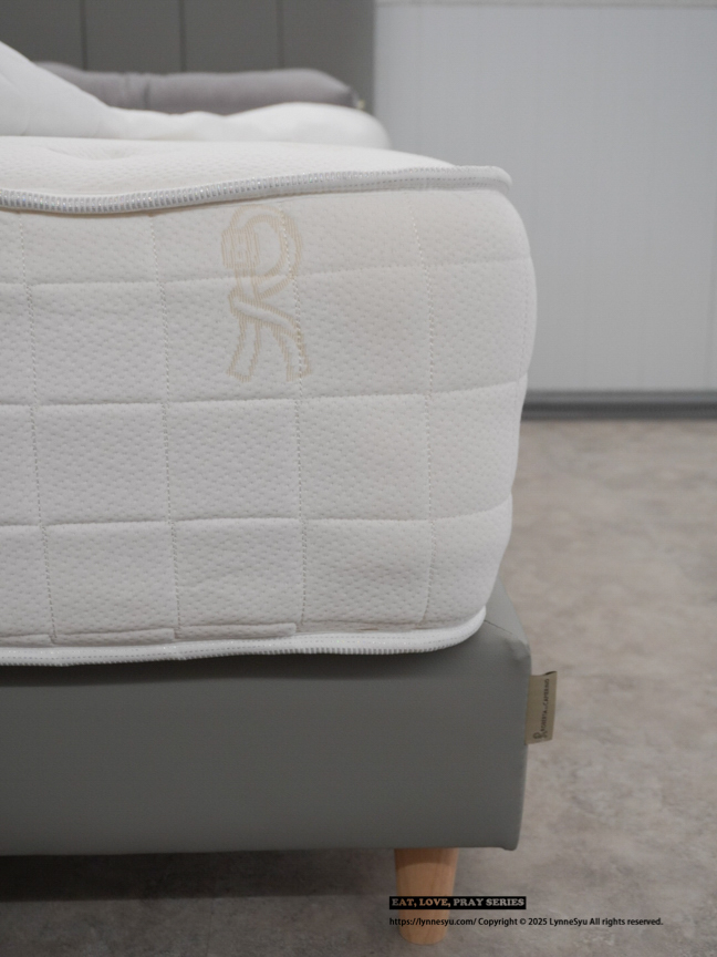 隱藏都市的加州小沙漠！皮爾卡登寢具台中旗艦店，關於法式生活感的睡眠美學｜義大利床墊、全台最齊JellyCat！