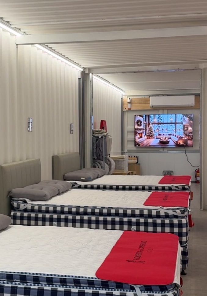 隱藏都市的加州小沙漠！皮爾卡登寢具台中旗艦店，關於法式生活感的睡眠美學｜義大利床墊、全台最齊JellyCat！