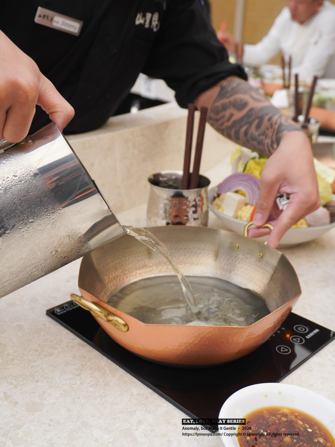 追求和牛的極致顛峰！台中和牛火鍋推薦，BMS 12頂級佐賀牛，雙人首選「月下雙饗套餐」